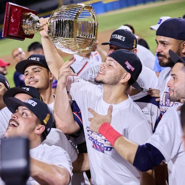 Del sótano al campeonato: Titanes de Florida celebran su segundo título nacional de la Doble A